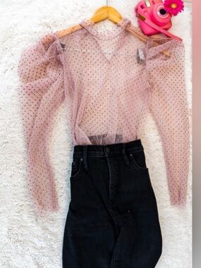 Forever 21 Coquette Sheer Polka Dot Mesh Top Size M | Romantic Puff Sleeve